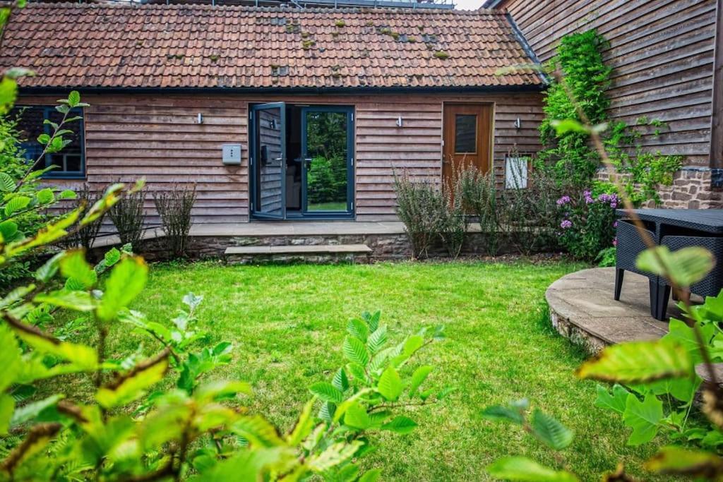 Cosy Cottage On Banks Of River Wye Foy Exterior photo